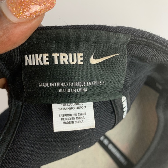 Nike True Huarache SnapBack Hat EUC - Picture 4 of 8